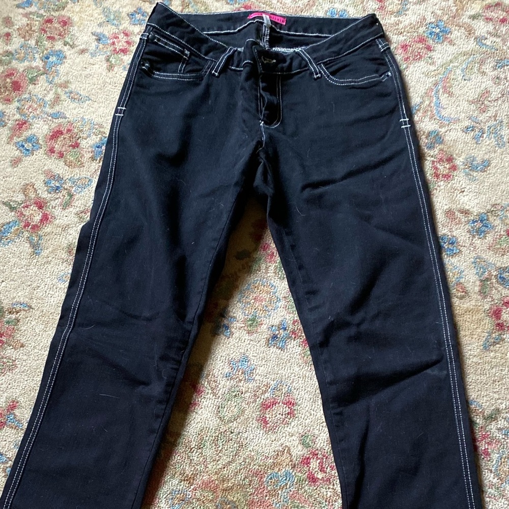 Size 8 Alice and Olivia black skinny jeans